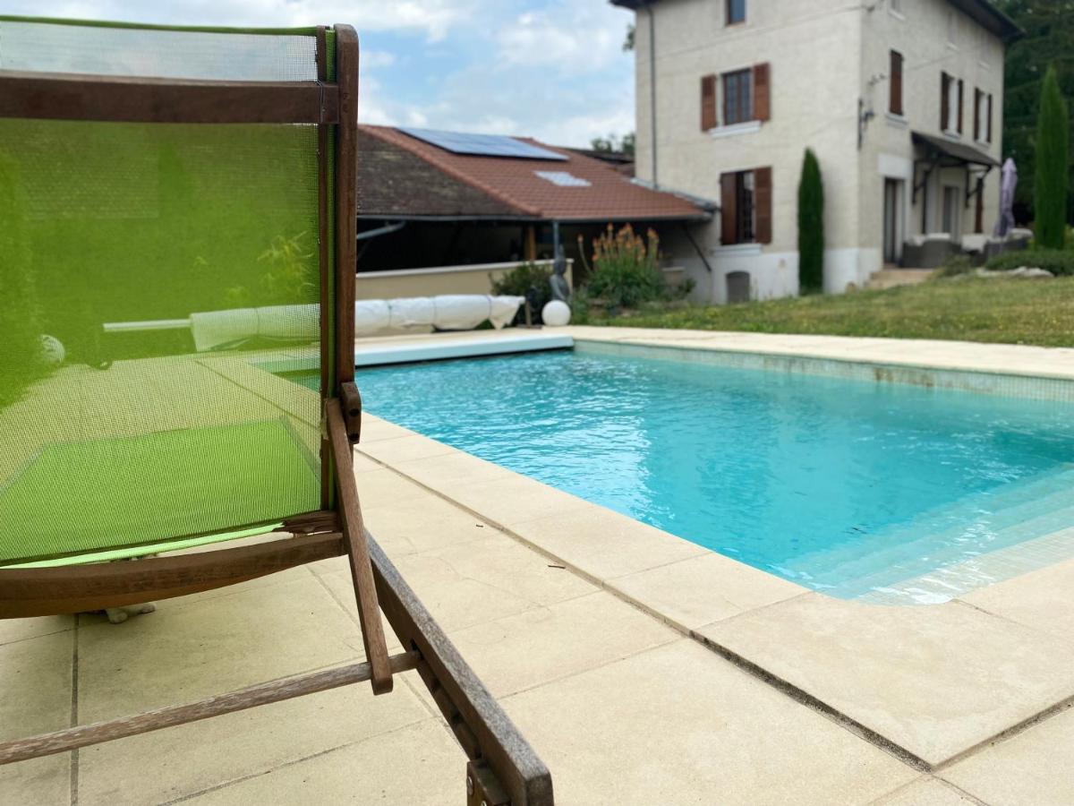 Les Berouds Hotell Salaise-sur-Sanne Exteriör bild